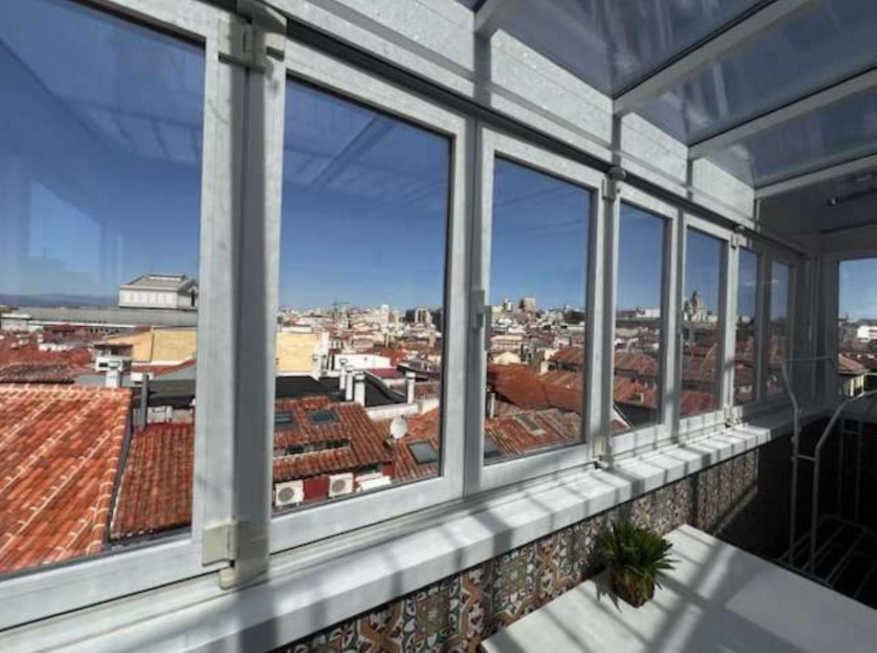 Apartamentos El Tiempo Madri Exterior foto