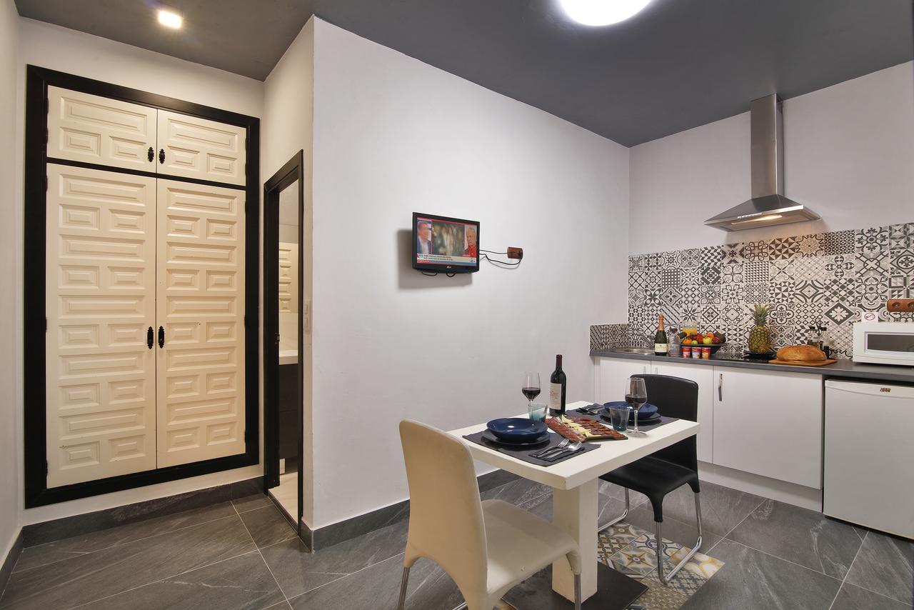 Apartamentos El Tiempo Madri Exterior foto